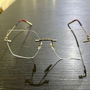 Brand new Gucci Eyeglasses. GG0683O 003 Size 55-16-140